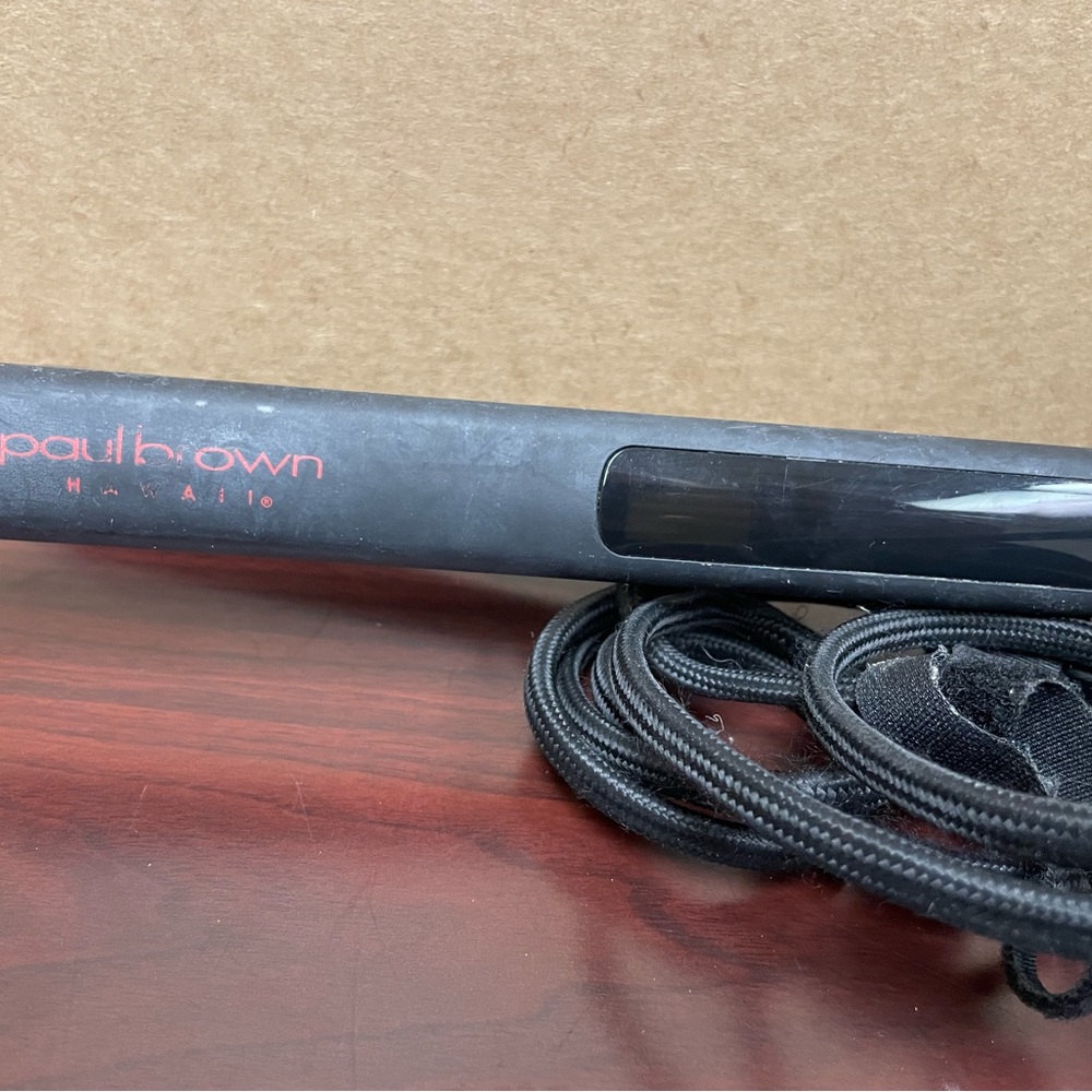Paul Brown Hawaii Pro Premium Ceramic Digital Hairstyling Iron 1 Inch Model 3959
